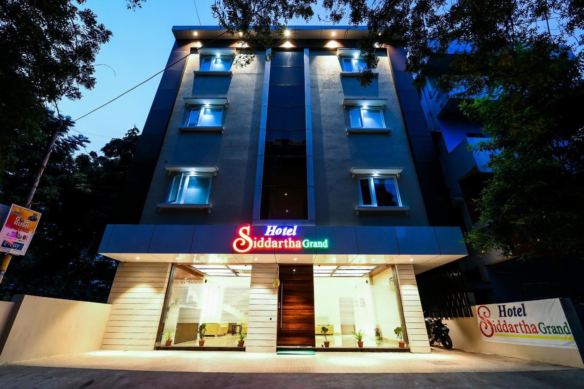 Super Capital O Siddartha Grand Hotel Vidzsajavádá Kültér fotó
