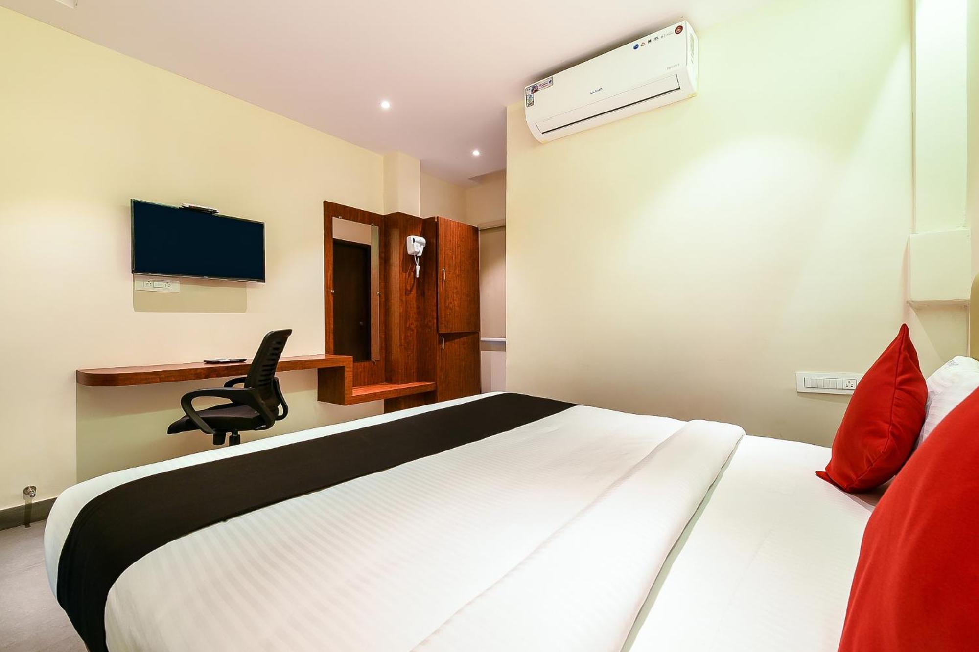 Super Capital O Siddartha Grand Hotel Vidzsajavádá Kültér fotó